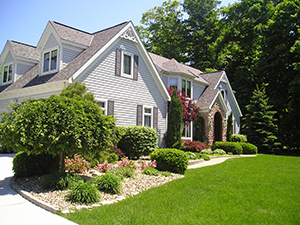 Landscapers and Lawncare Services in Fort Wayne, IN